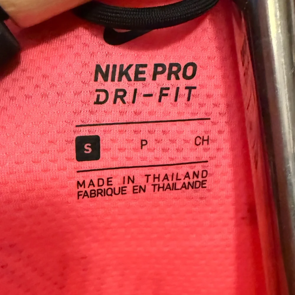 Nike neon pink